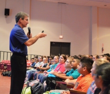 Mark Seguin addresses Ganado students about online safety.